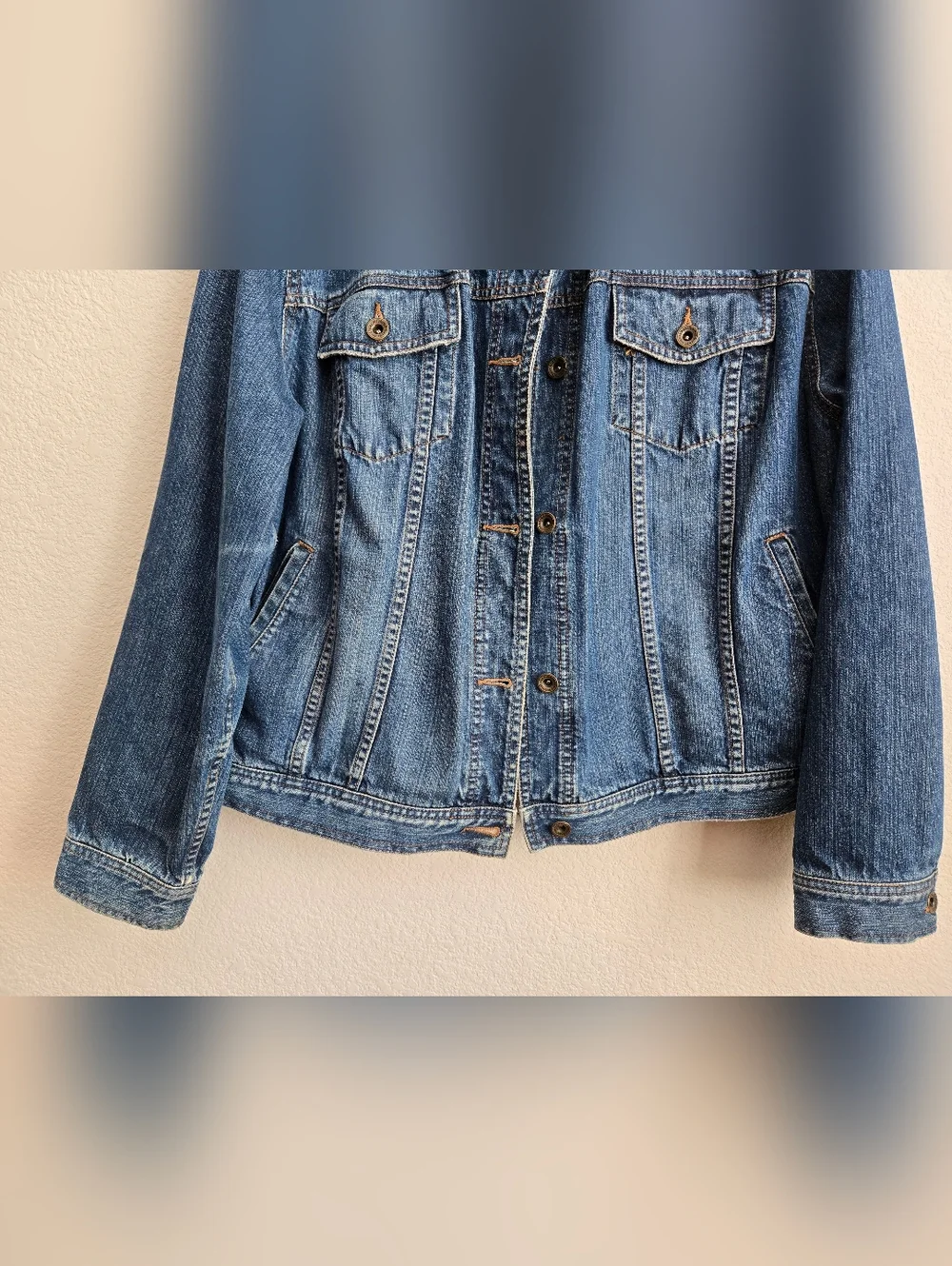 Lauren Jeans Co. Denim Womens Cowgirl Jacket All Cotton 2 Hidden Pockets Inside - Picture 3 of 11